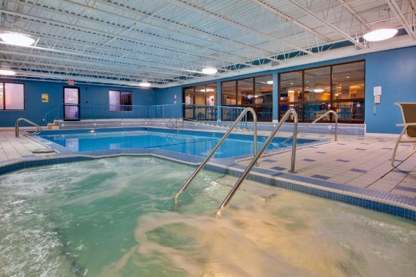 Holiday Inn Express Sault Ste Marie image 12