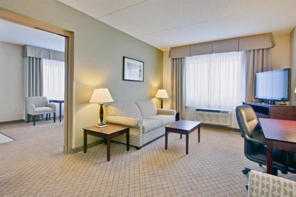 Holiday Inn Express Sault Ste Marie image 22