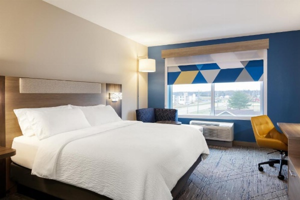 Holiday Inn Express Sault Ste Marie image 23